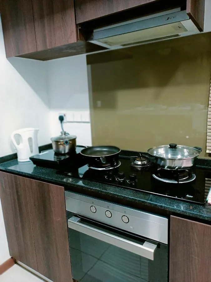 Cozy Seaview 4 Studio Apartment Tanjung Tokong